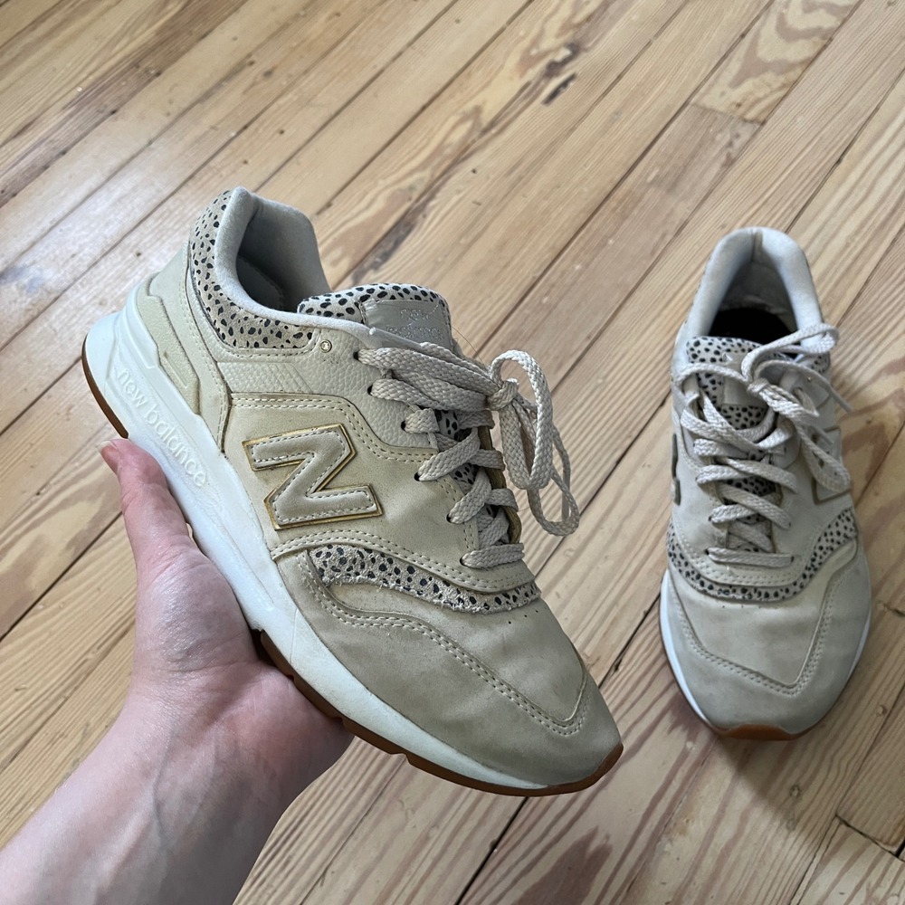 New Balance 997H Sneakers Womens 8 Cream Beige Gold Leopard Print CW997HCH